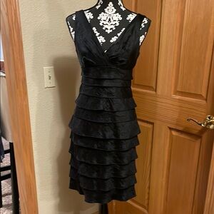 Elegant Black Sleeveless Dress